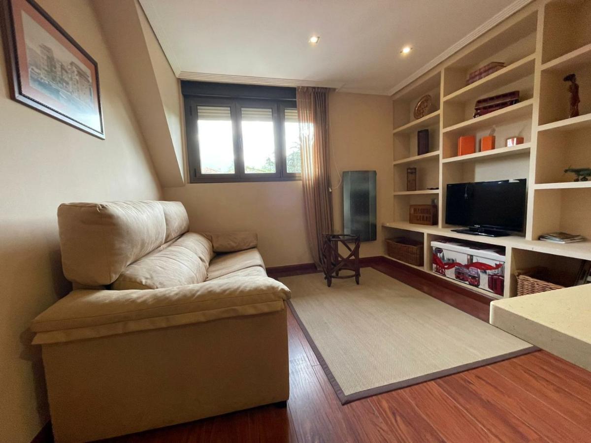Apartamento Centro De Llanesアパートメント エクステリア 写真